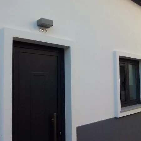 Holiday home Casas Do Pedro T3 Vila Praia de Ancora
