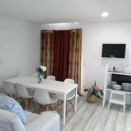 Casas Do Pedro T3 Feriehus